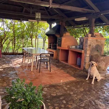 别墅 Finca Valdegrullas